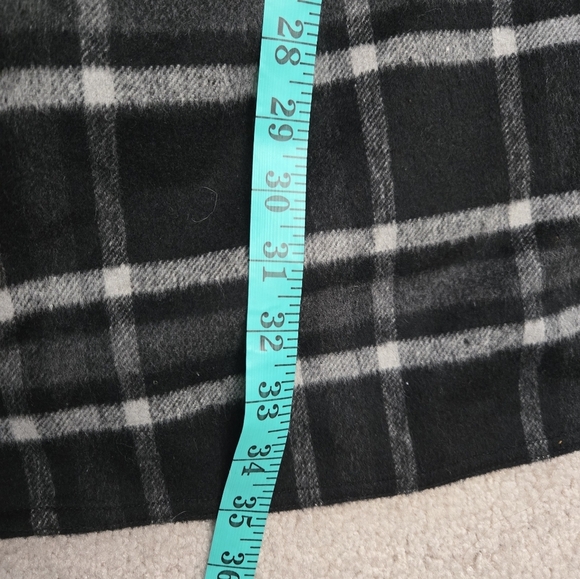 MARIO SERRANI Black, Grey Plaid Wrap Coat, Attached Scarf.Purple Silky Lining.8 - Picture 15 of 15